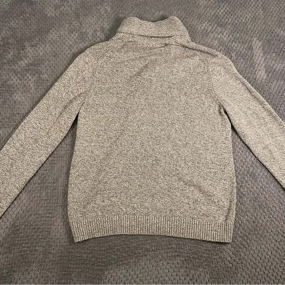 IZOD Shawl Collar Men’s‎ Beige Pullover Sweater Long Sleeve size Large Buttons